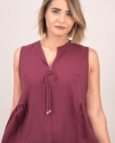 Top svasato in viscosa con laccetti