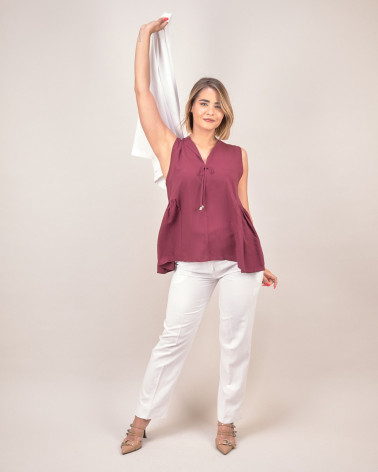 Top svasato in viscosa con laccetti