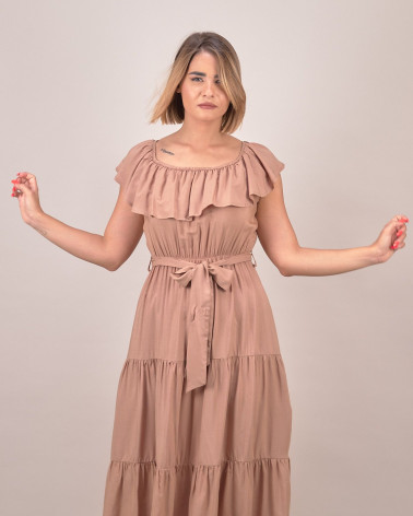 Abito lungo con balze e scollo arricciato