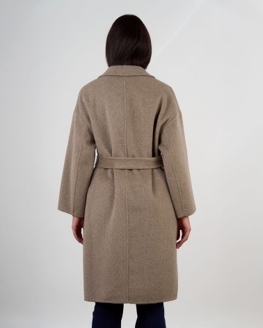 Cappotto con cintura e tasche applicate