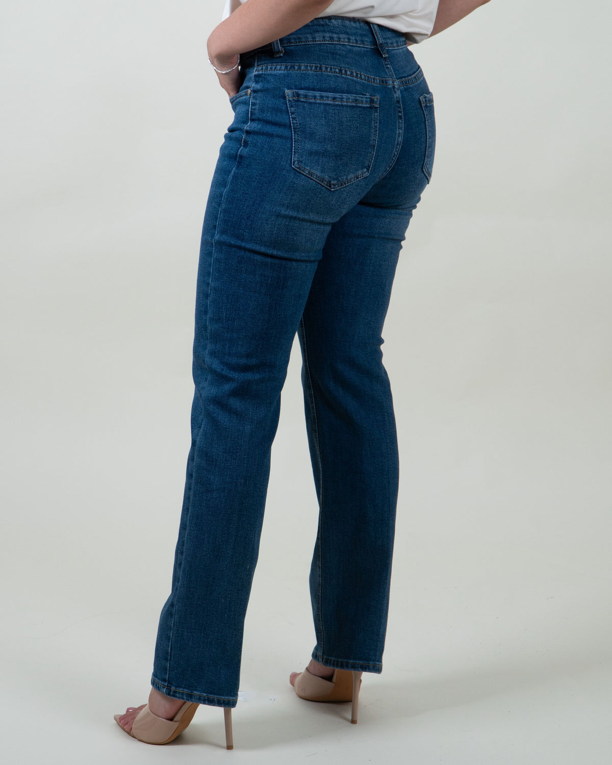 Jeans Straight Fit in Denim Blu|Colore:Jeans