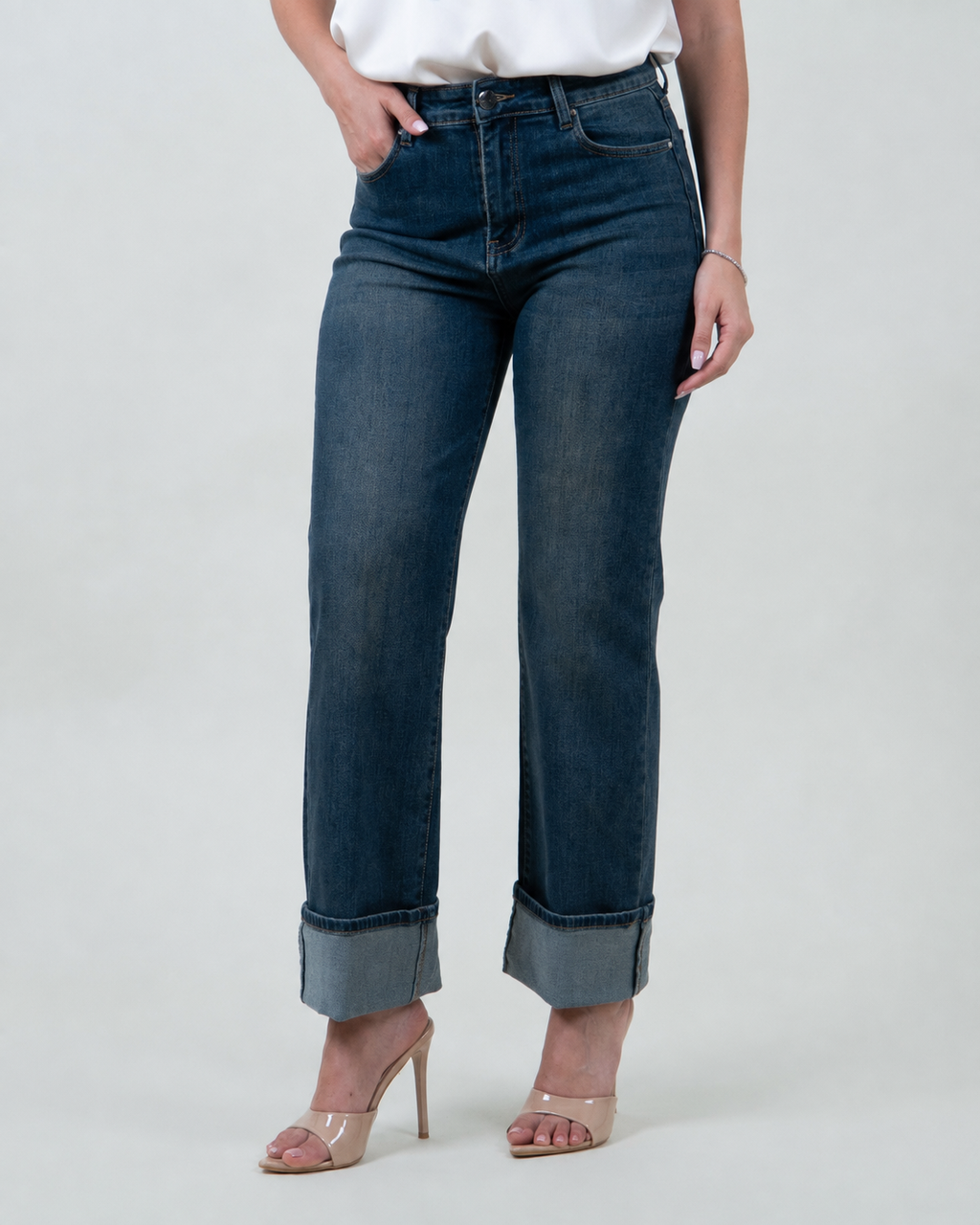 Jeans Cropped con Risvolto Effetto Sabbiato|Colore:Jeans