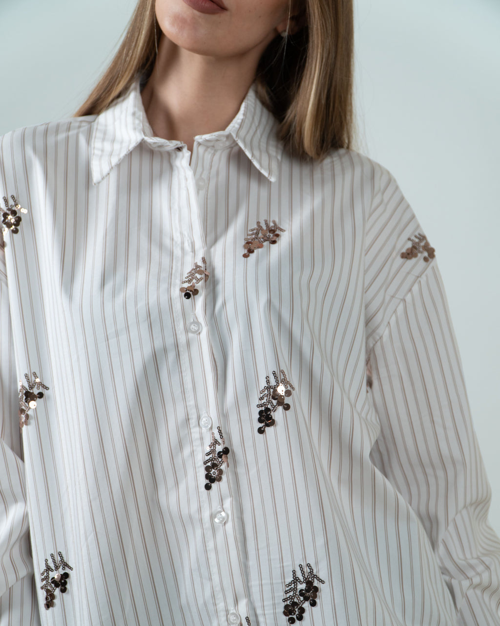 Camicia a righe con applicazioni di paillettes|Colore:Moro
