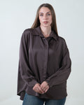 Camicia moro satinata dalla linea morbida|Colore:Moro