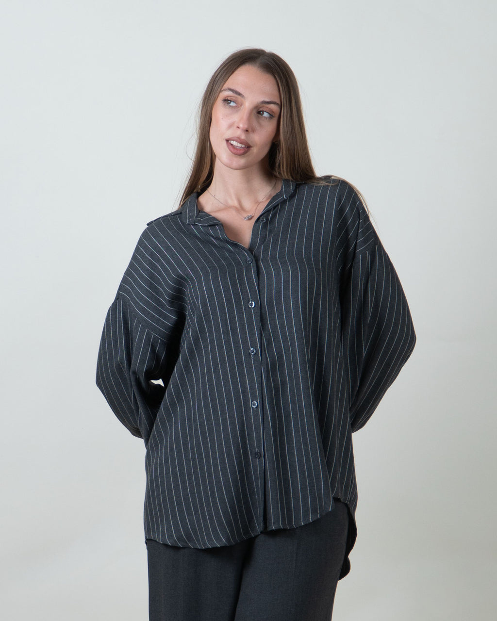 Camicia gessata oversize|Colore:Grigio