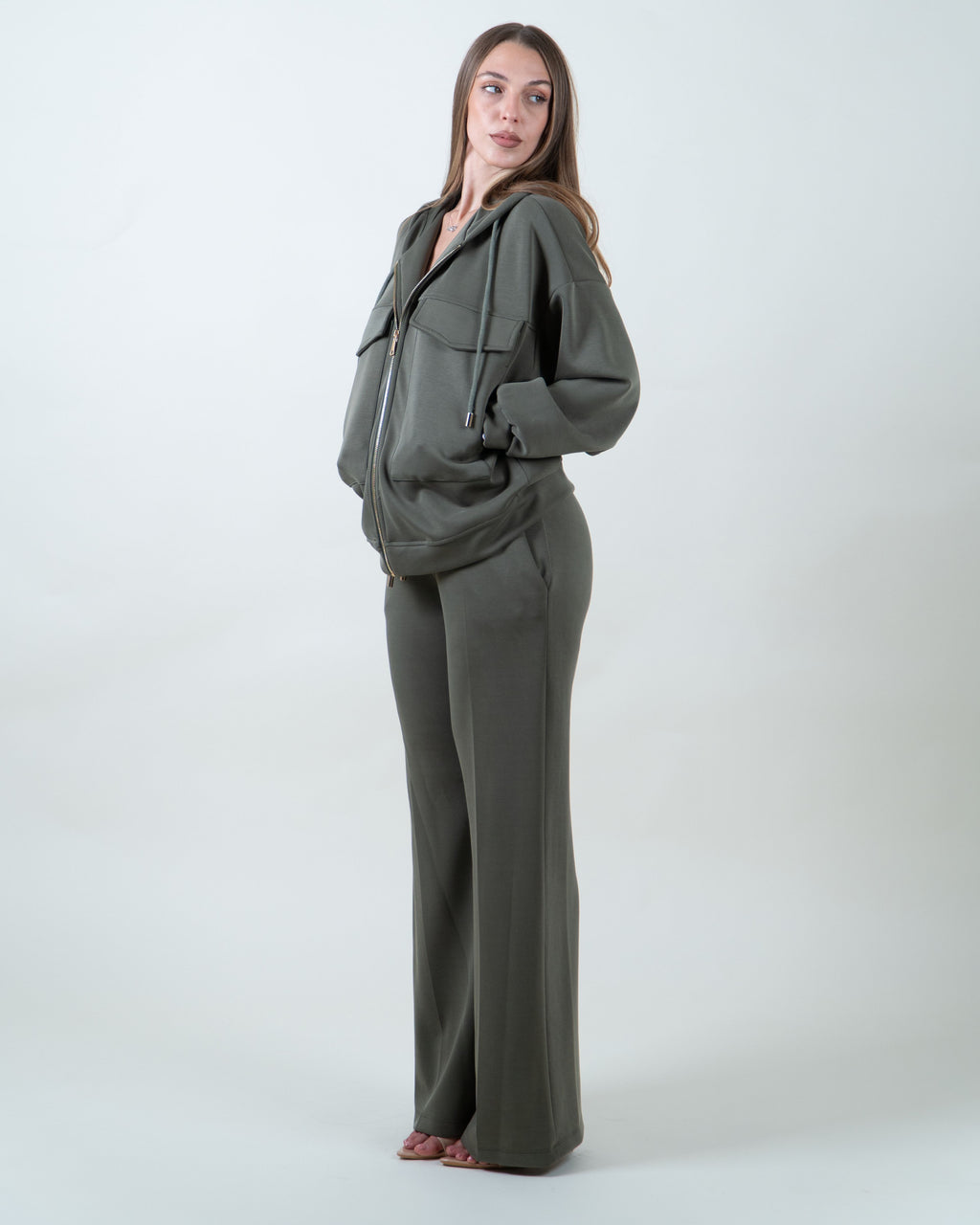 Pantaloni verde militare a gamba larga|Colore:Verde militare