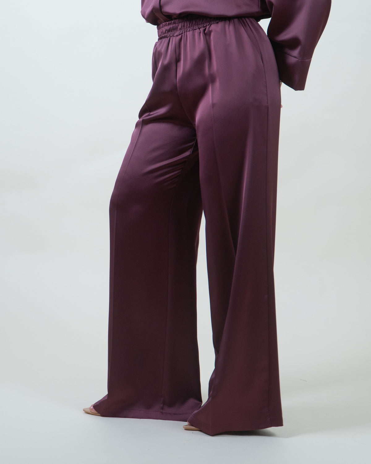 Pantaloni satinati bordeaux palazzo|Colore:Bordeaux