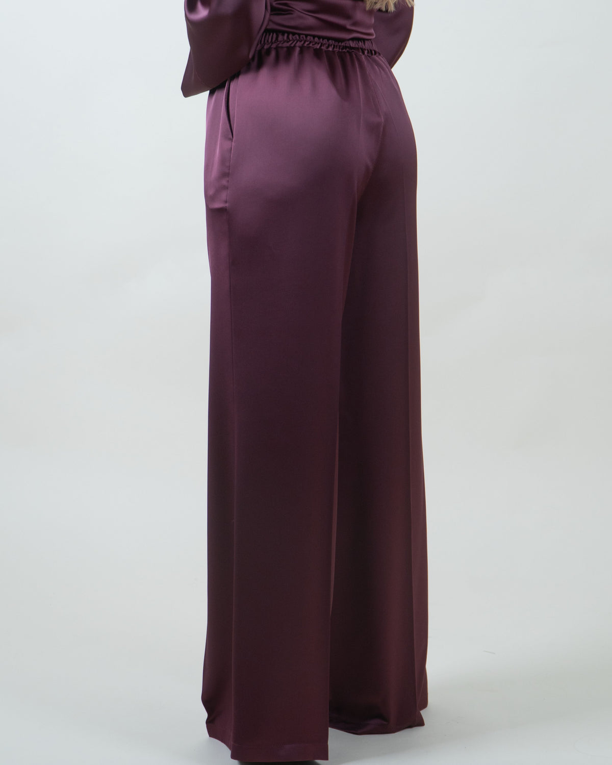 Pantaloni satinati bordeaux palazzo|Colore:Bordeaux