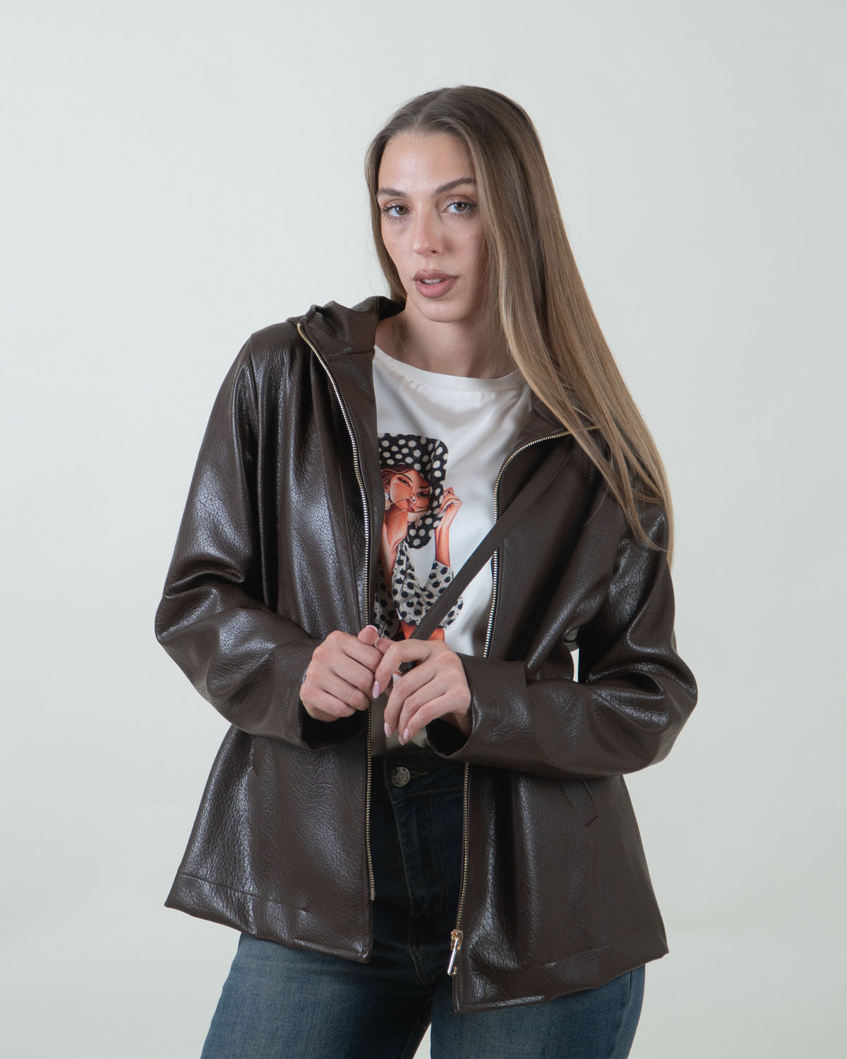 Giacca marrone effetto pelle con cappuccio|Colore:Marrone