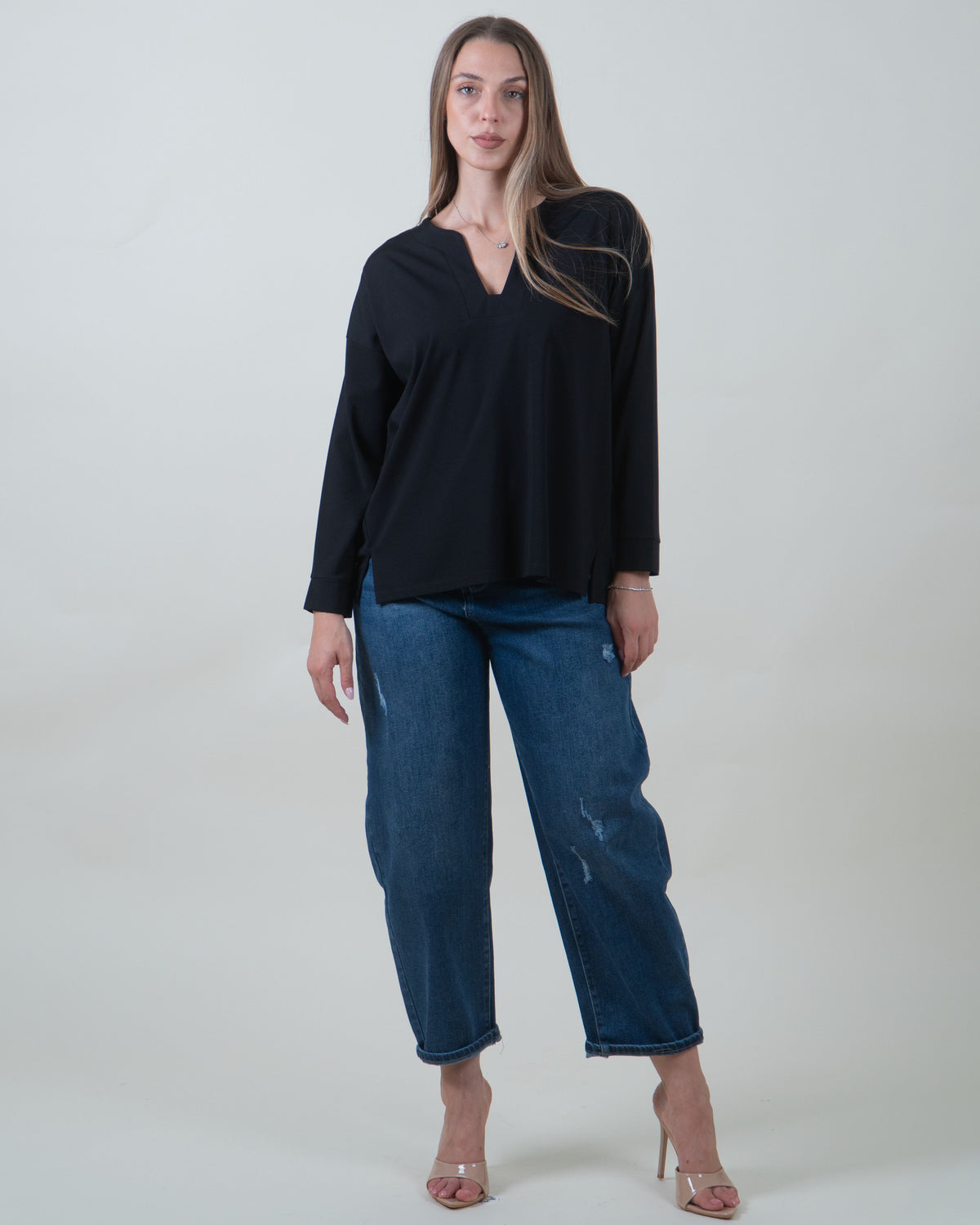 Maglia morbida con scollo a V|Colore:Nero