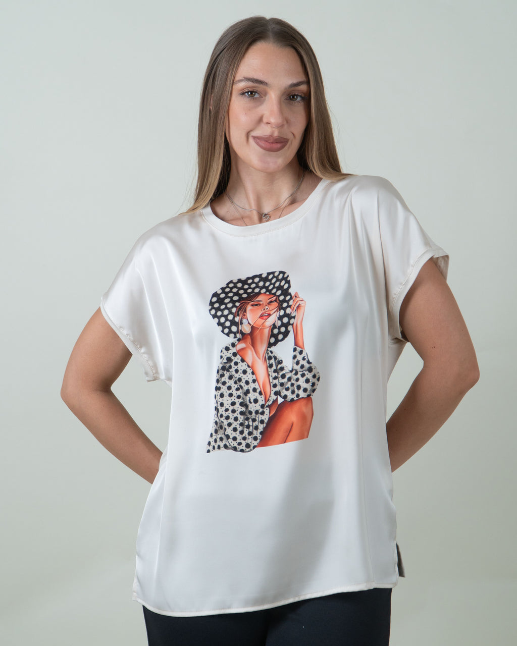 Maglia in raso con stampa|Colore:Beige