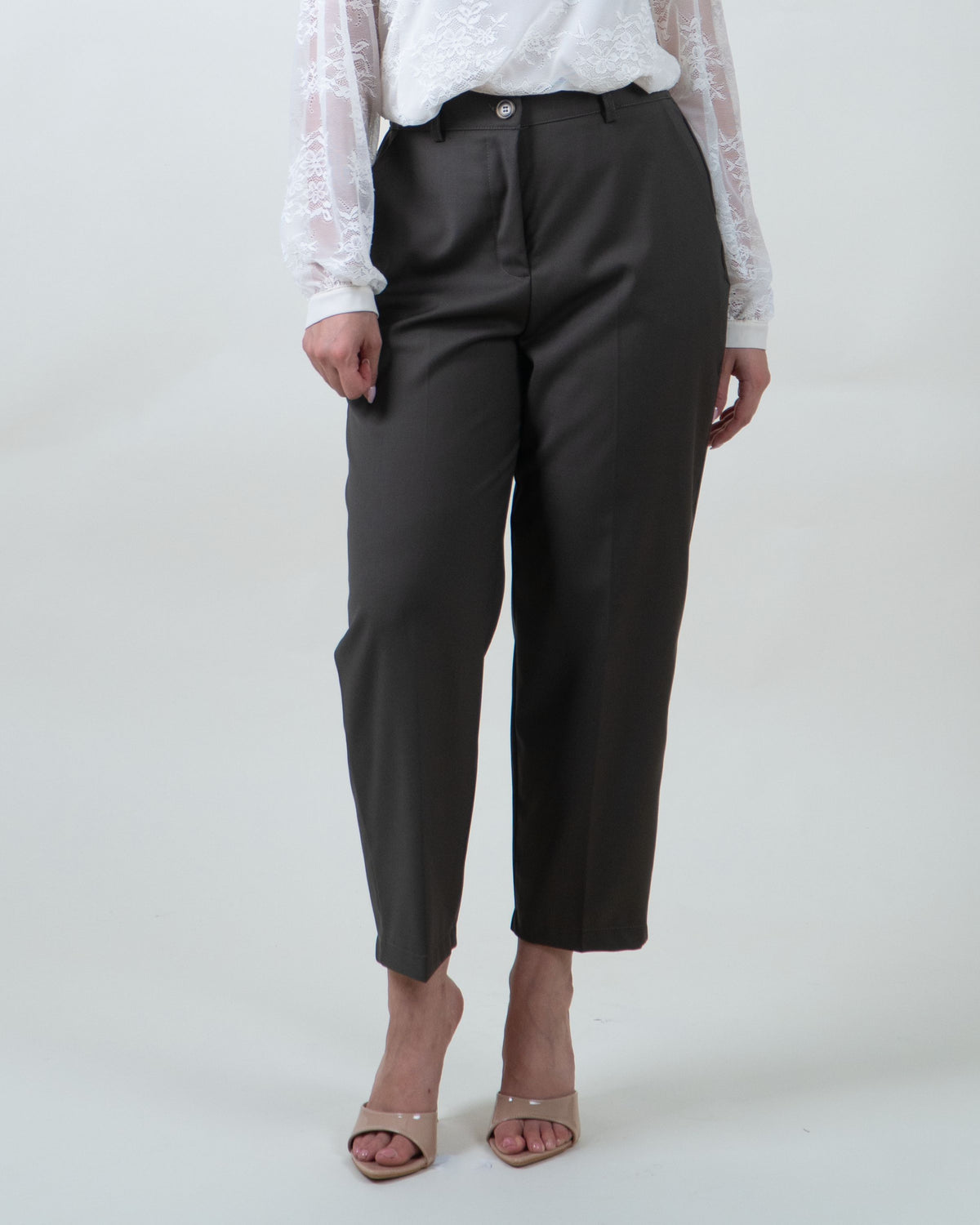 Pantaloni verde militare capri a gamba dritta|Colore:Verde militare