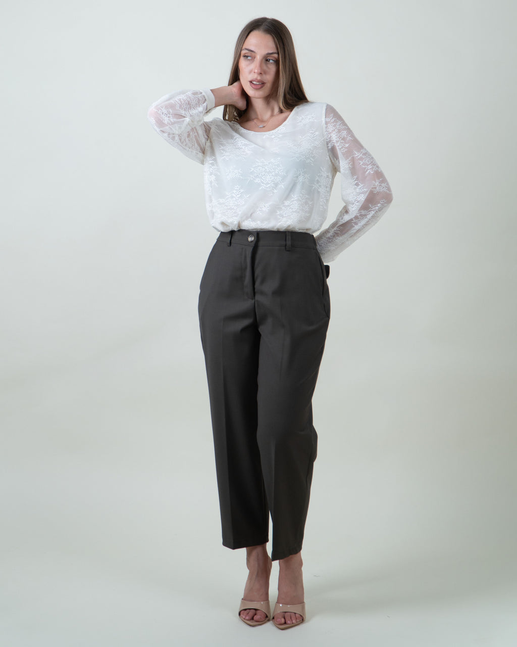 Pantaloni verde militare capri a gamba dritta|Colore:Verde militare