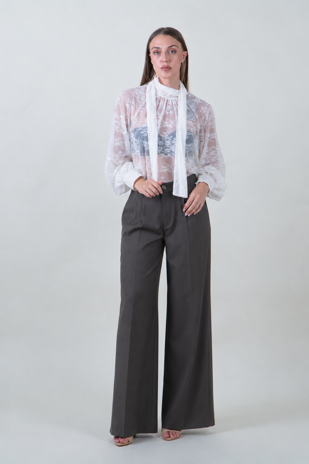 Pantaloni palazzo verde militare con pinces|Colore:Verde militare