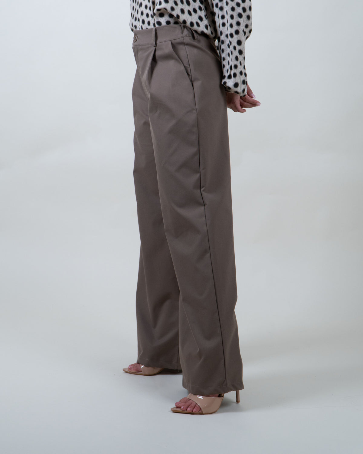 Pantaloni fango a palazzo con pinces|Colore:Fango