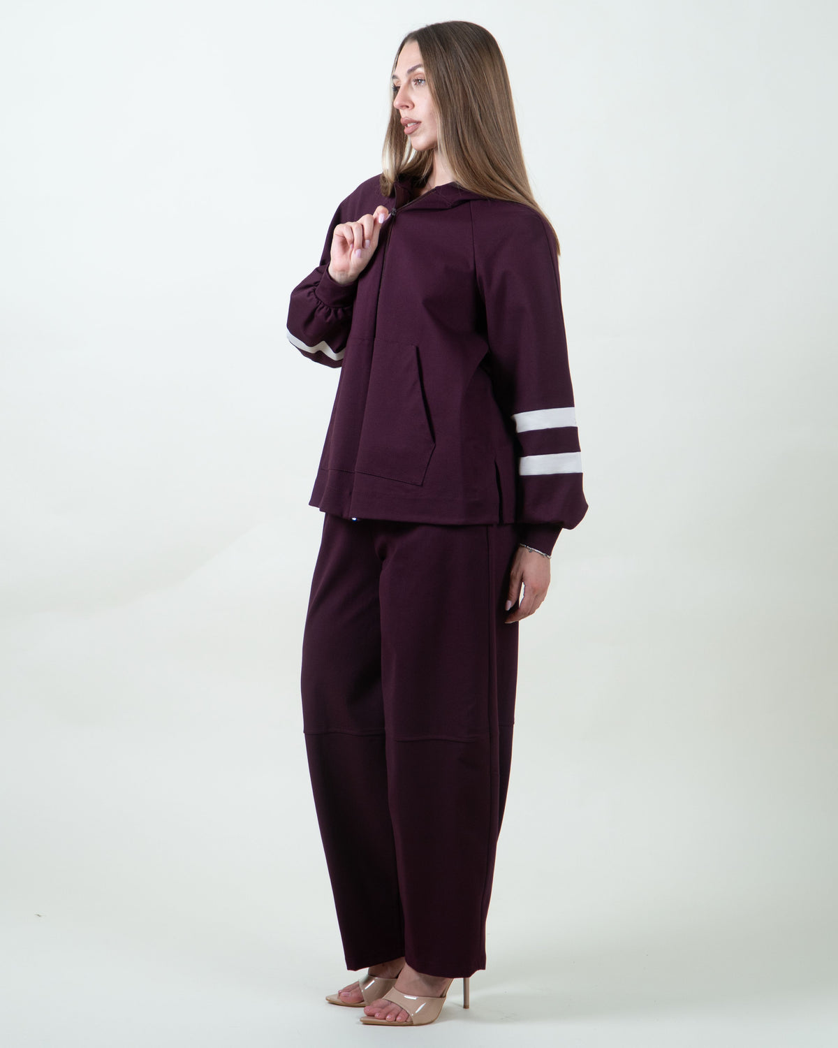 Felpa bordeaux con cappuccio e bande a contrasto|Colore:Bordeaux
