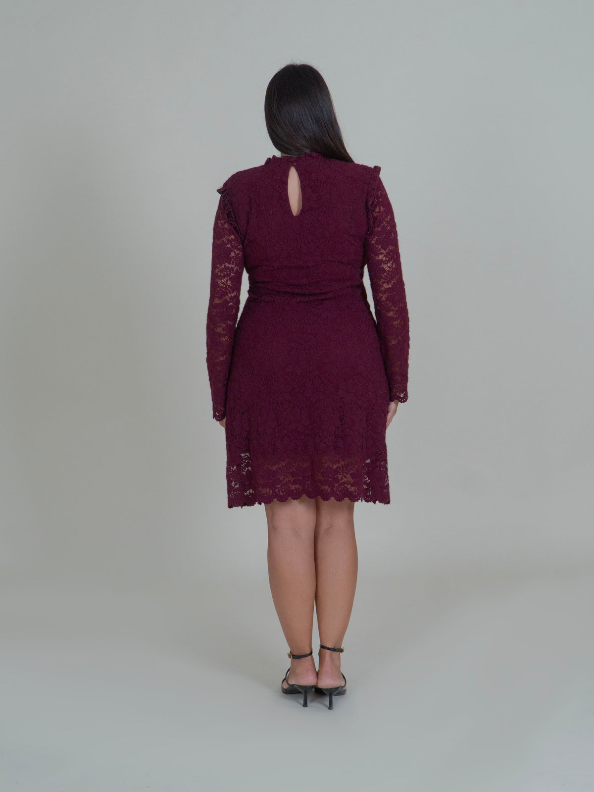 Abito in Pizzo con Maniche Lunghe|Colore:Bordeaux