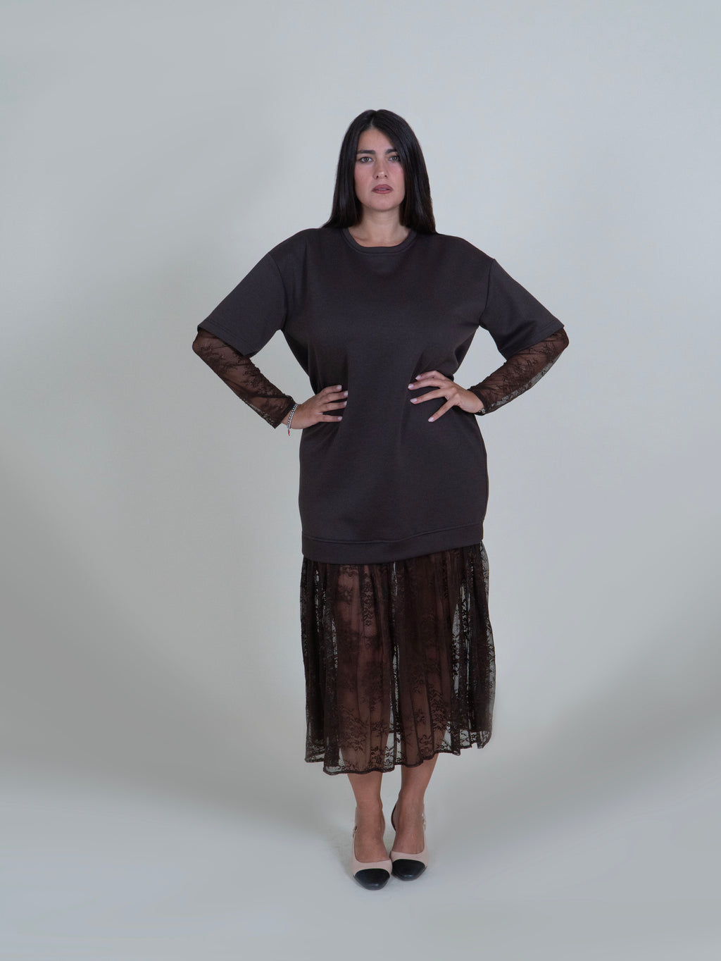 Abito Midi Marrone con Pizzo Floreale|Colore:Moro