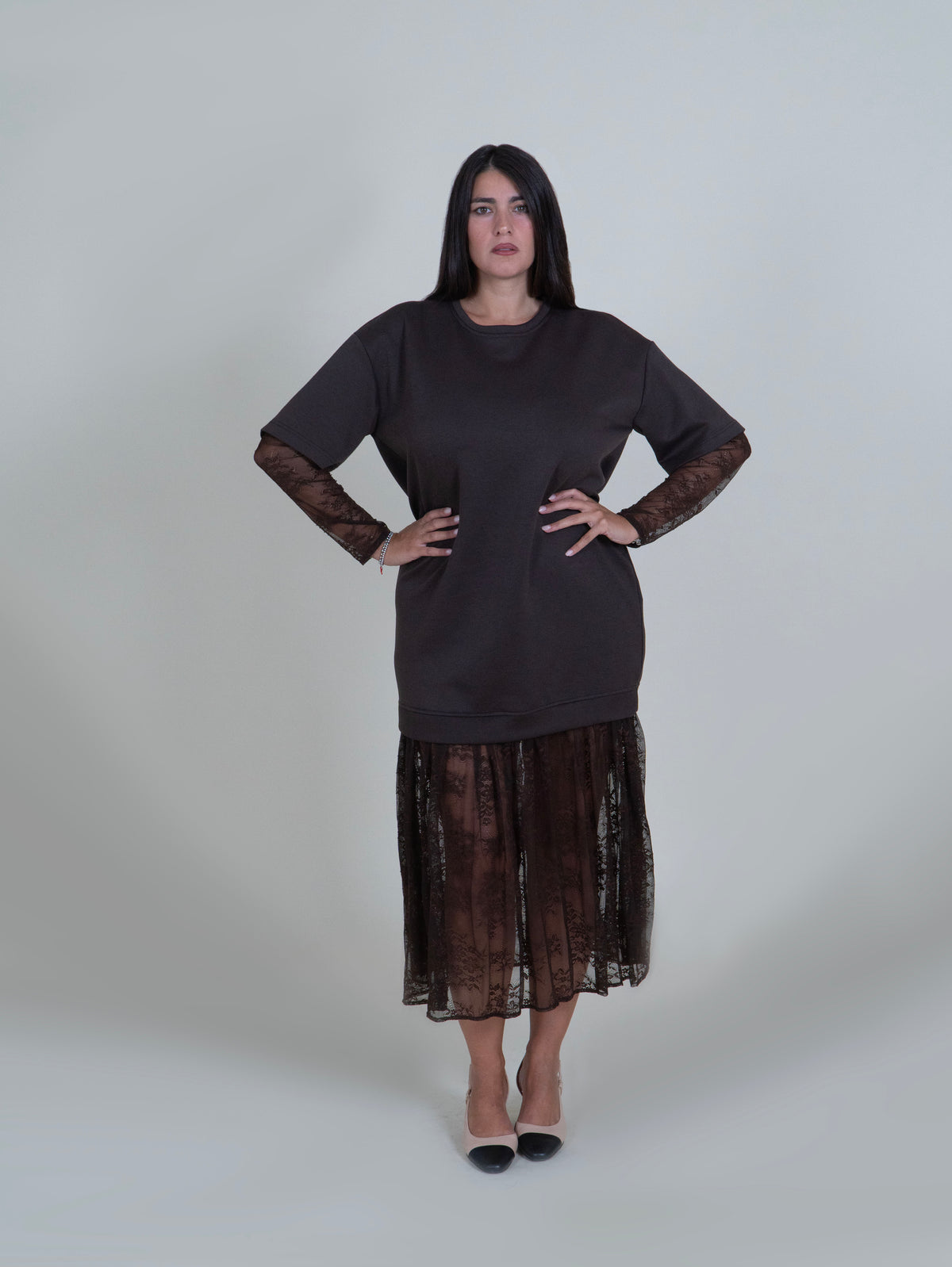 Abito Midi Marrone con Pizzo Floreale|Colore:Moro