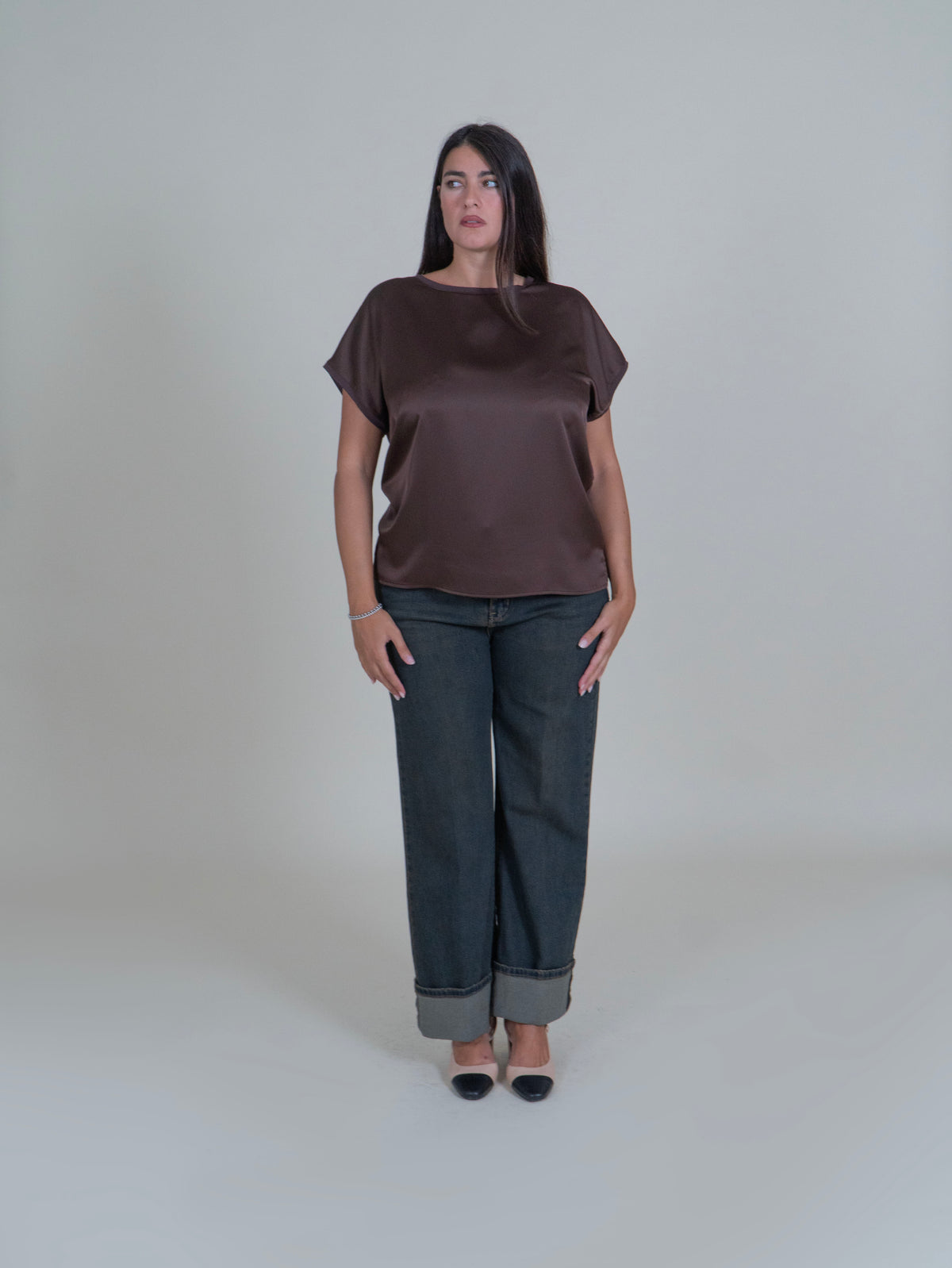 Jeans a Gamba Larga Effetto Sabbiato con Risvolto|Colore:Jeans