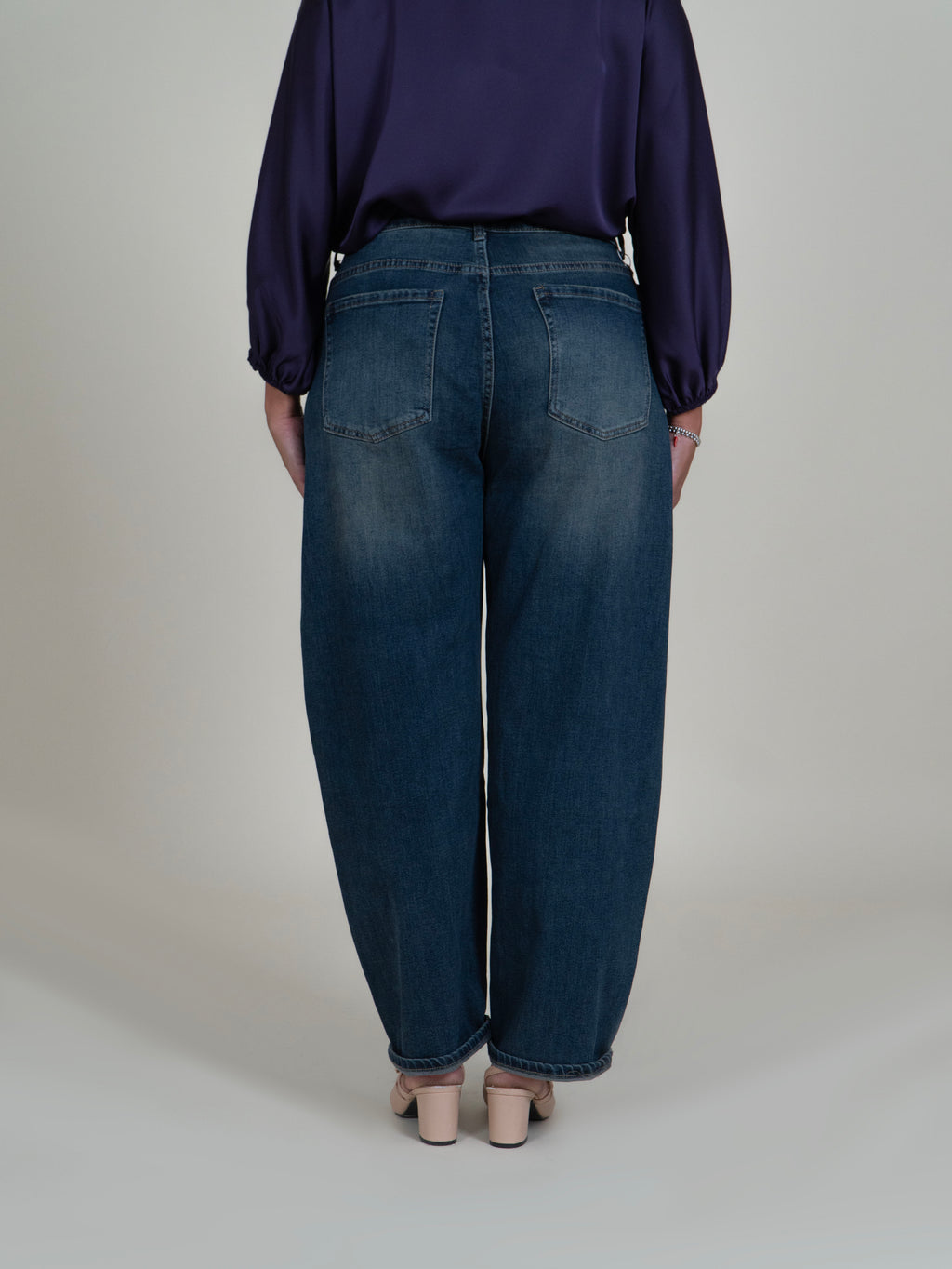 Jeans Balloon Effetto Sabbiato con Risvolto|Colore:Jeans