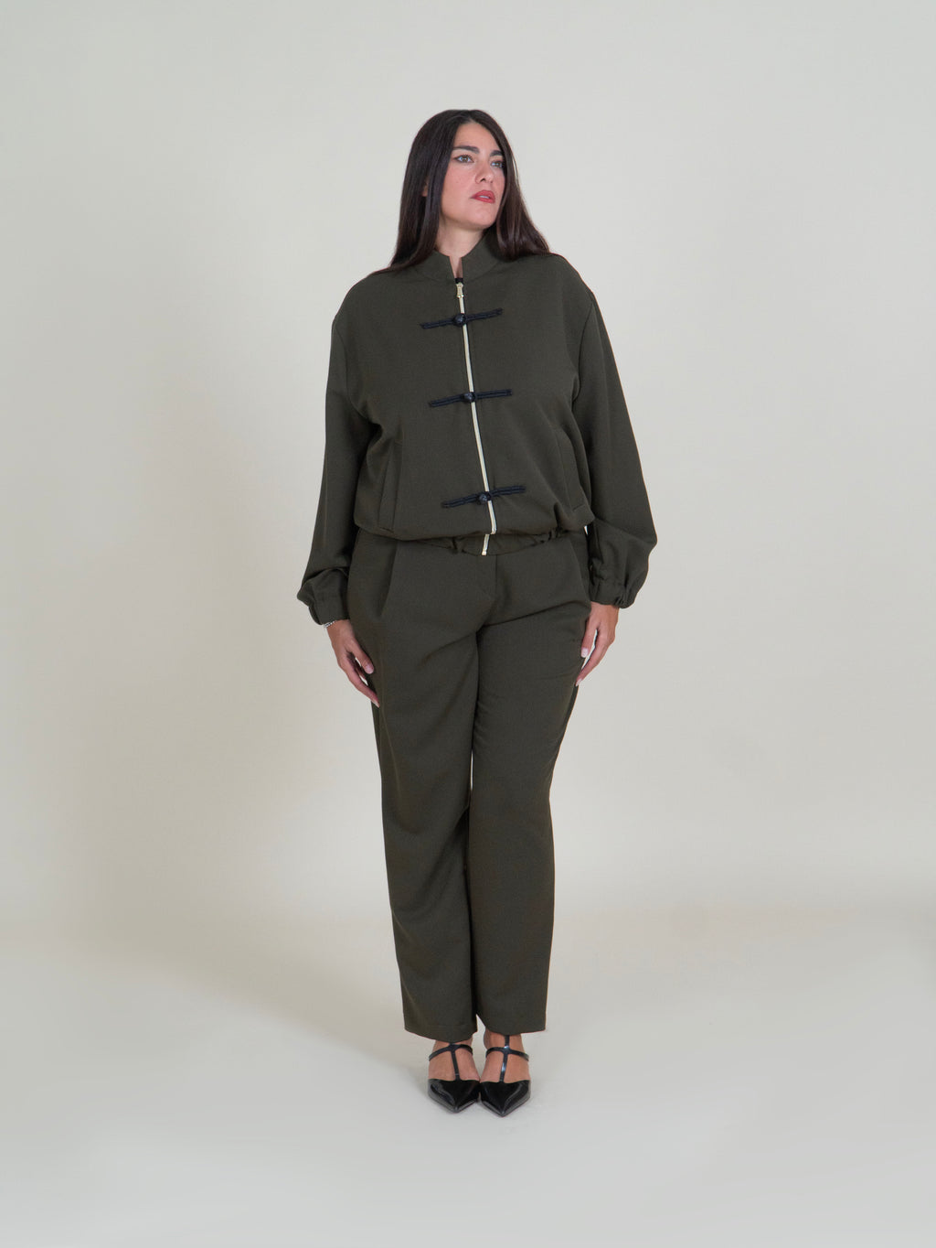 Giacca Bomber con Alamari e Zip Frontale|Colore:Verde militare