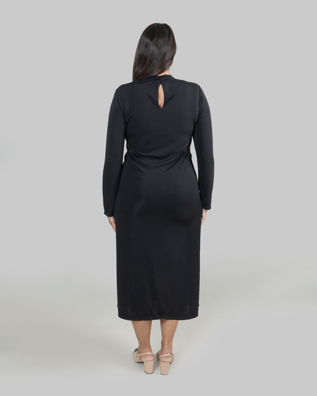 Abito Midi Drappeggiato con Spacco Laterale|Colore:Nero
