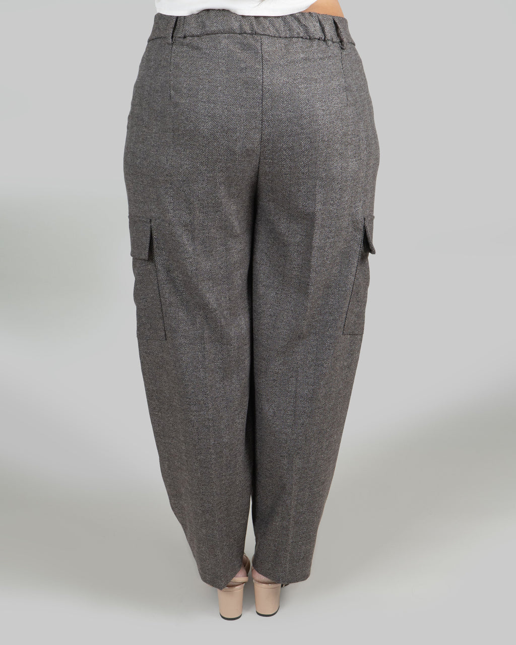 Pantaloni Cargo Spigati con Tasche Laterali|Colore:Marrone