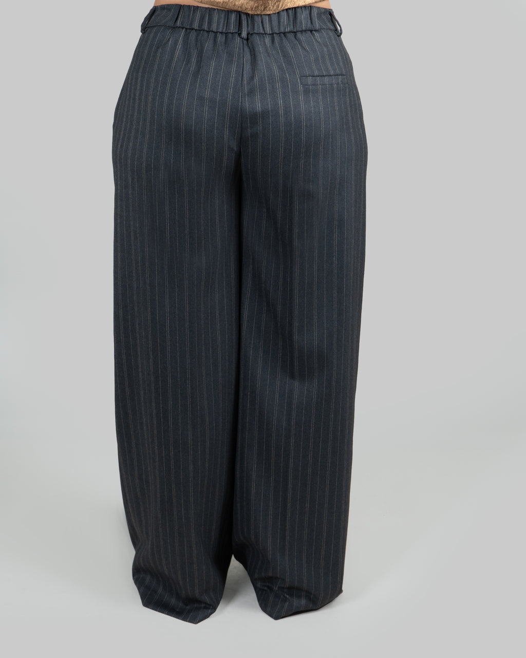 Pantaloni Gessati a Gamba Ampia|Colore:Grigio
